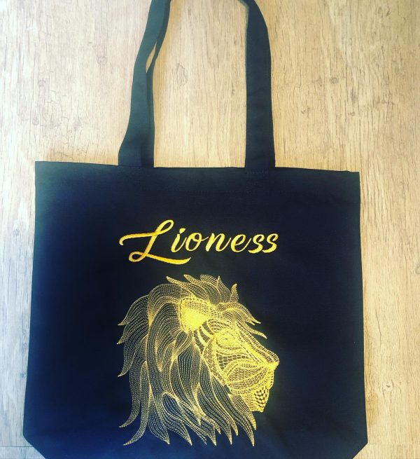 POS-I-TEES: Tote Bags Lioness